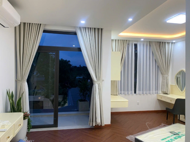 Rèm vải 2 lớp chống nắng màu ghi sáng